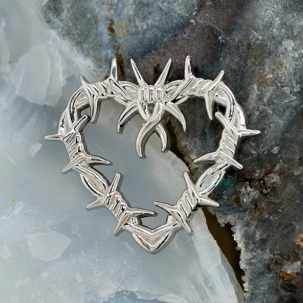 Barbed Wire Heart Threaded End in Gold & Platinum - Image 2