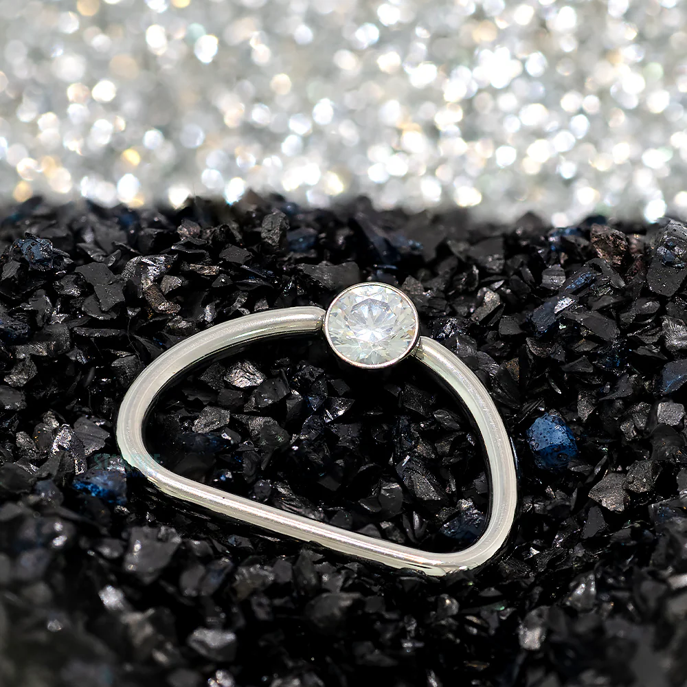 D-Ring with Faceted Gem - Single - Image 2